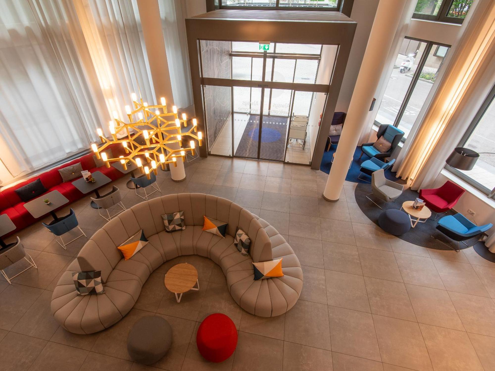 Holiday Inn Express Heilbronn By Ihg Eksteriør bilde