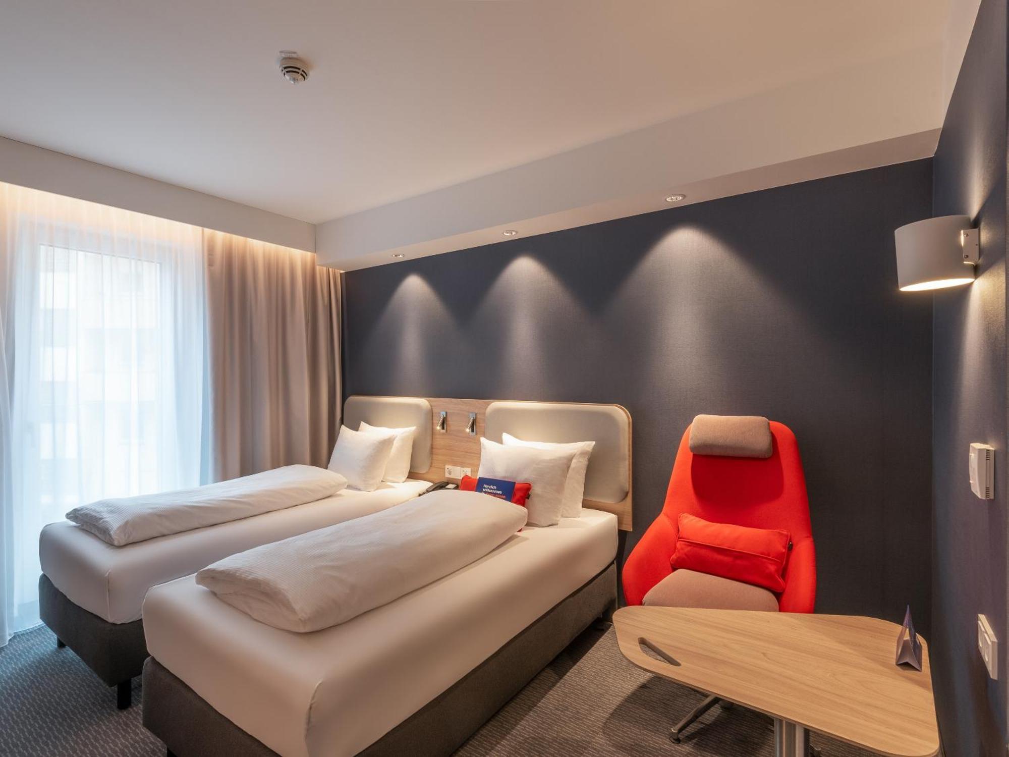 Holiday Inn Express Heilbronn By Ihg Eksteriør bilde