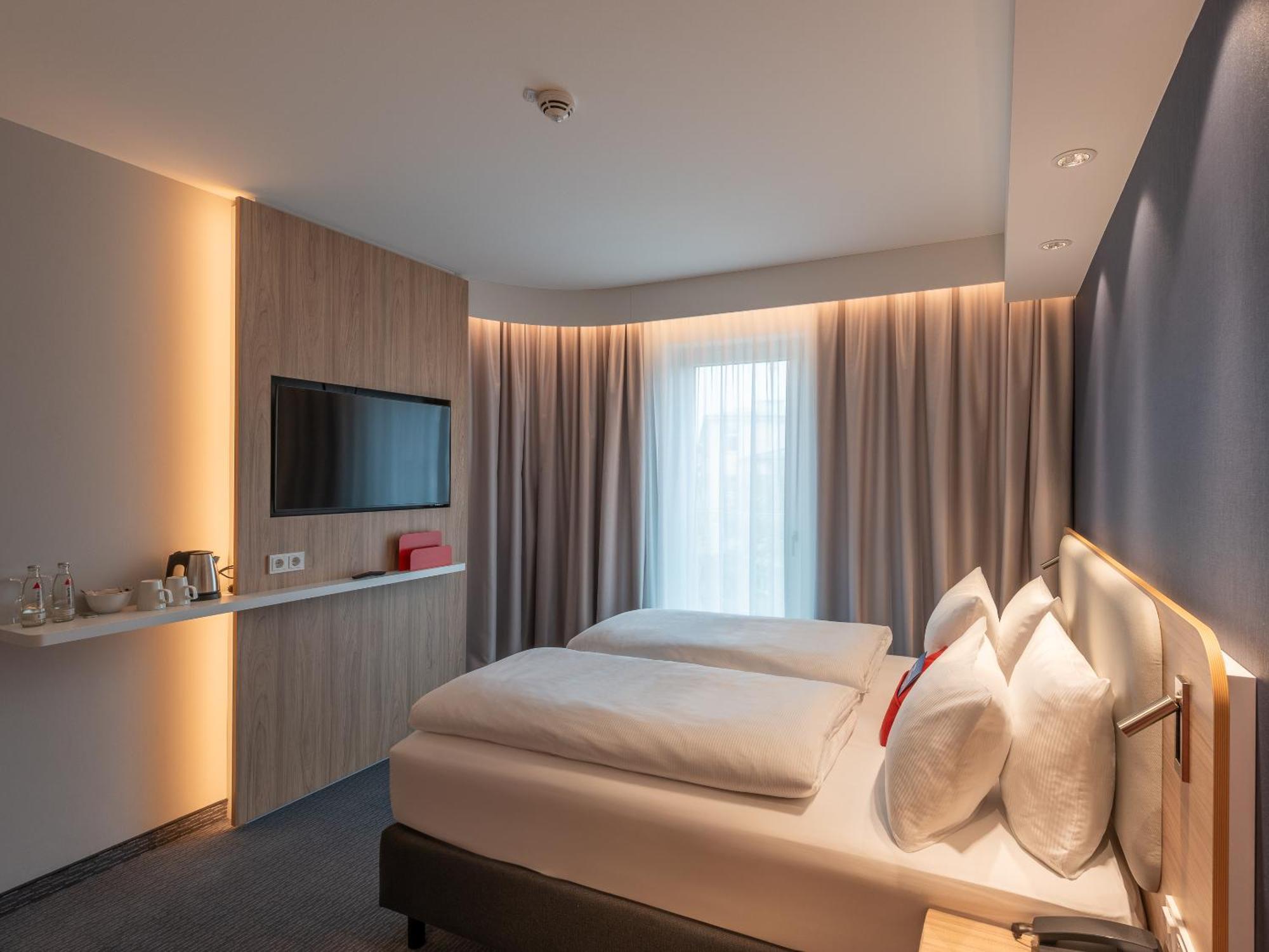 Holiday Inn Express Heilbronn By Ihg Eksteriør bilde
