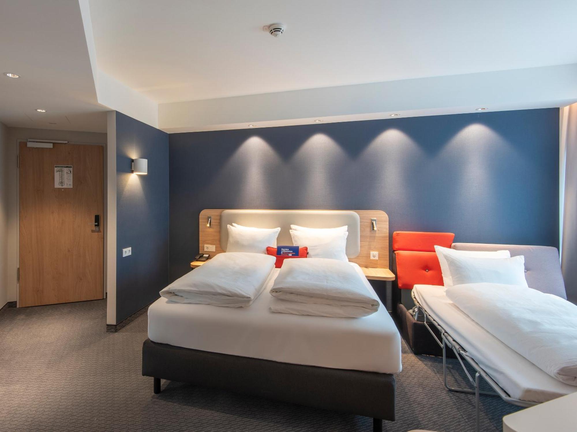 Holiday Inn Express Heilbronn By Ihg Eksteriør bilde