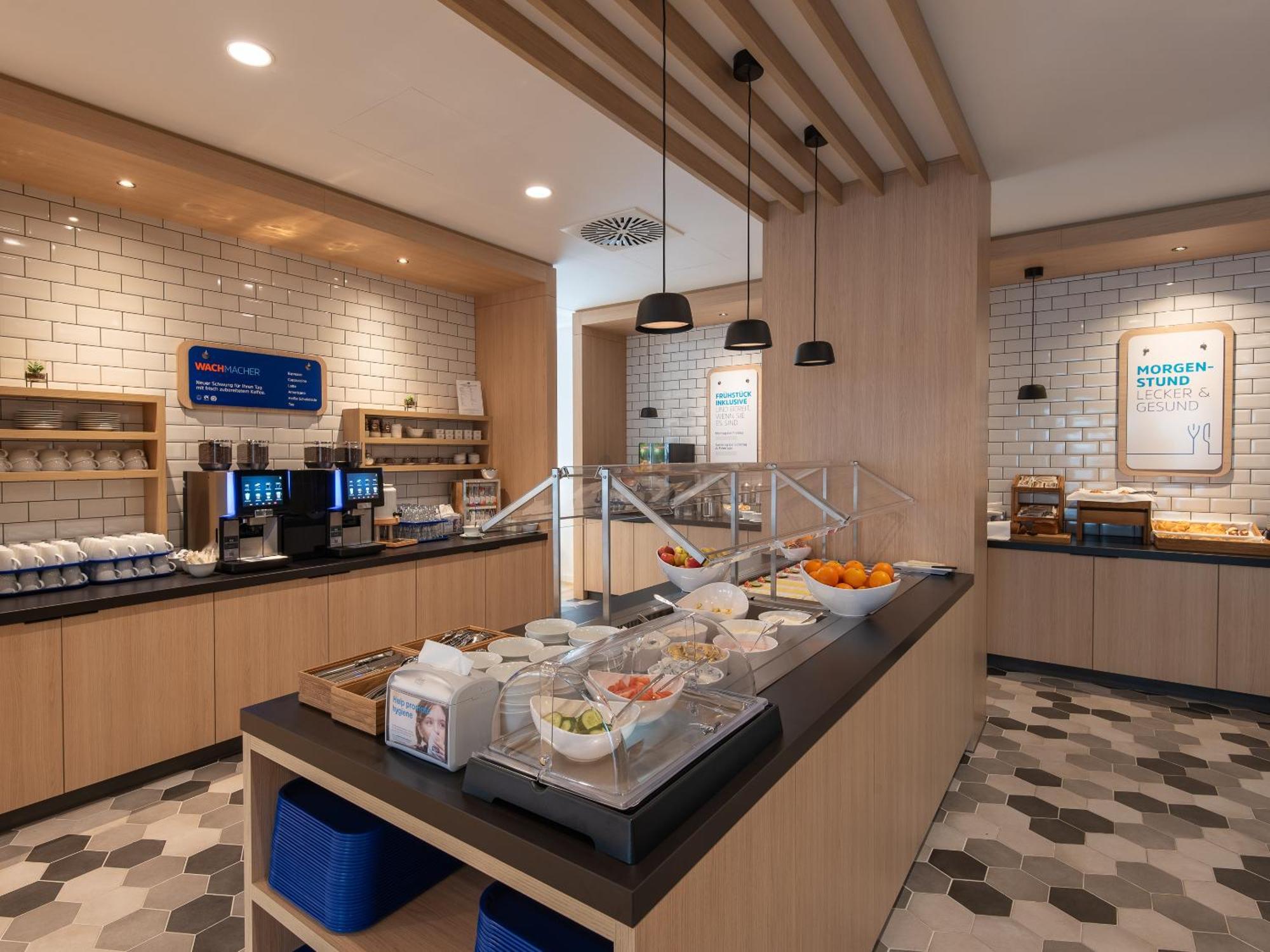 Holiday Inn Express Heilbronn By Ihg Eksteriør bilde