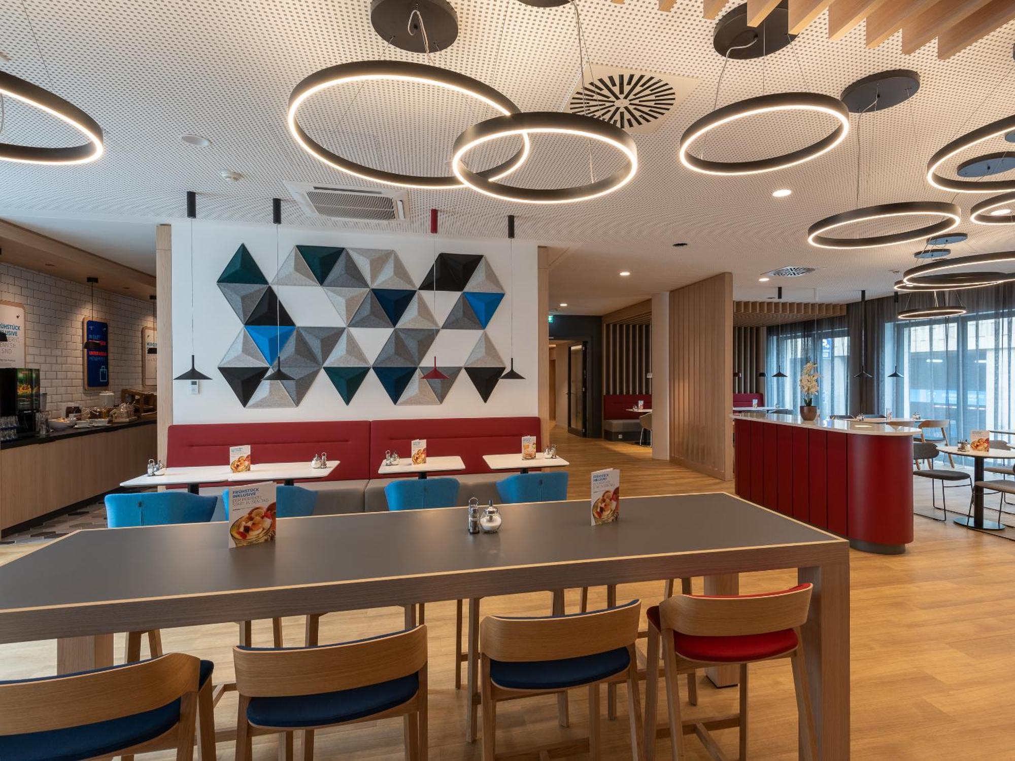 Holiday Inn Express Heilbronn By Ihg Eksteriør bilde