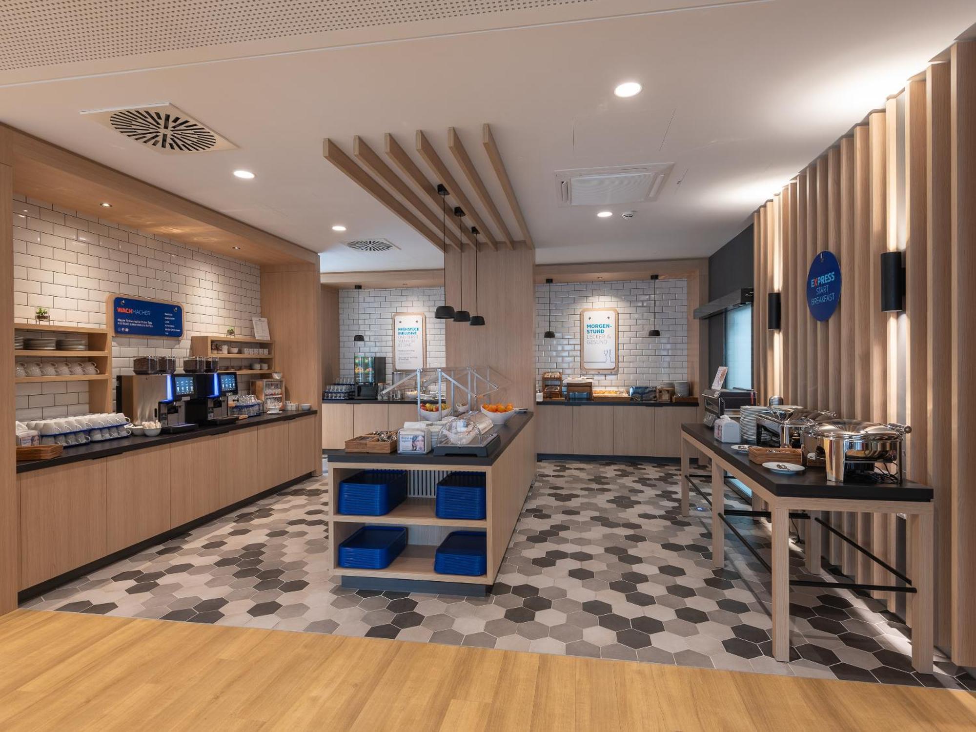 Holiday Inn Express Heilbronn By Ihg Eksteriør bilde