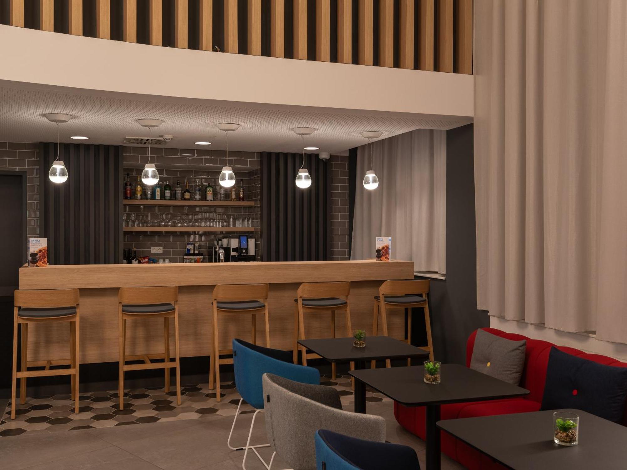 Holiday Inn Express Heilbronn By Ihg Eksteriør bilde