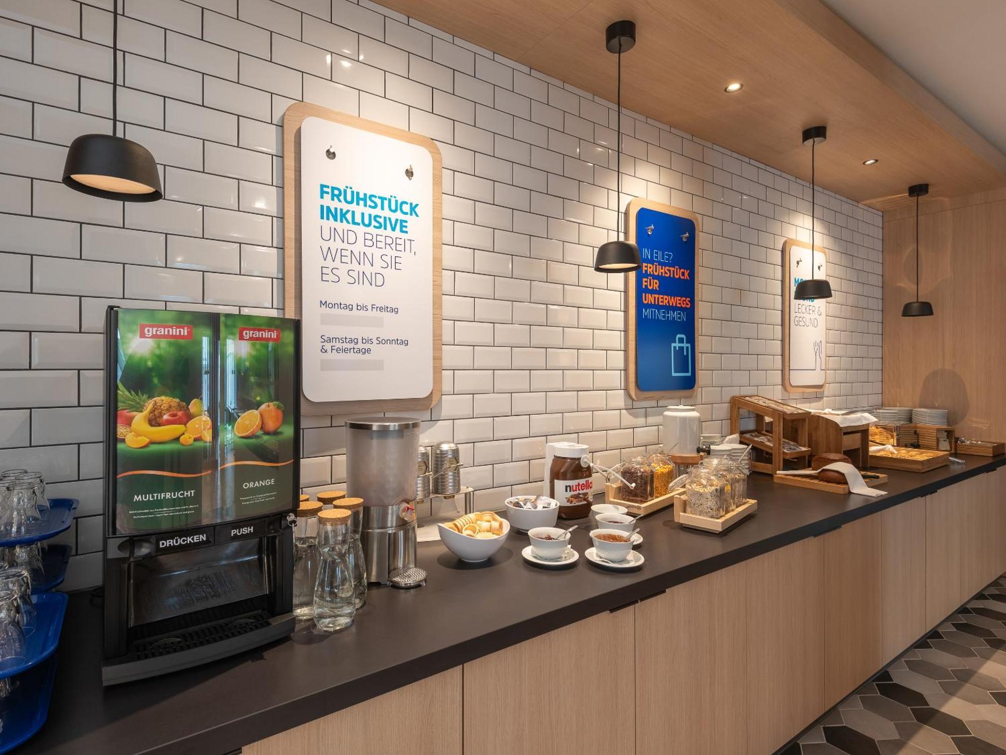 Holiday Inn Express Heilbronn By Ihg Eksteriør bilde