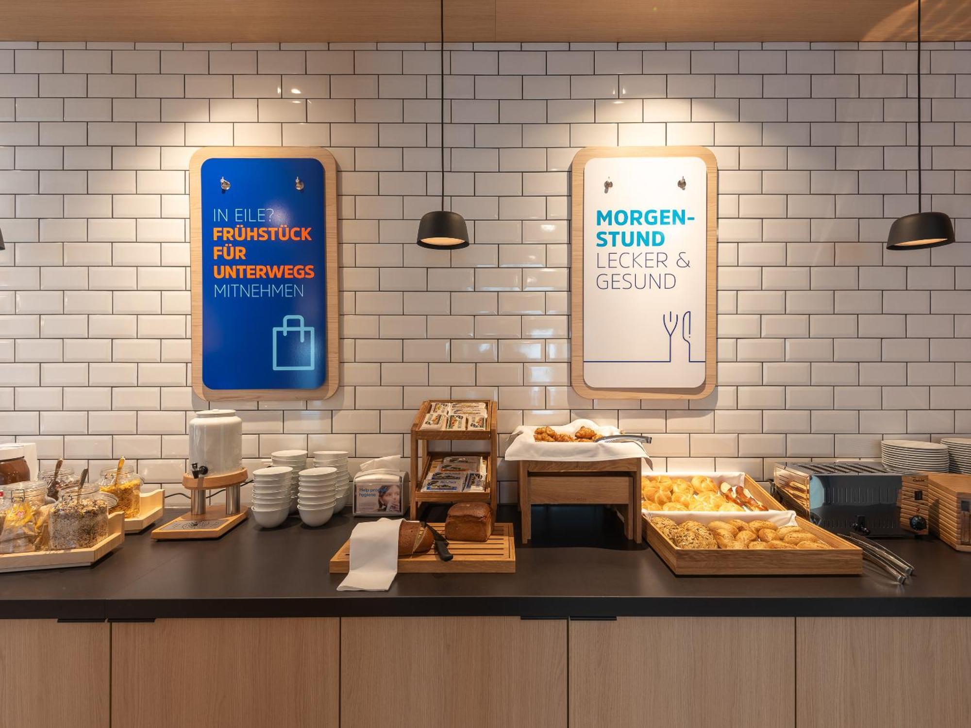 Holiday Inn Express Heilbronn By Ihg Eksteriør bilde