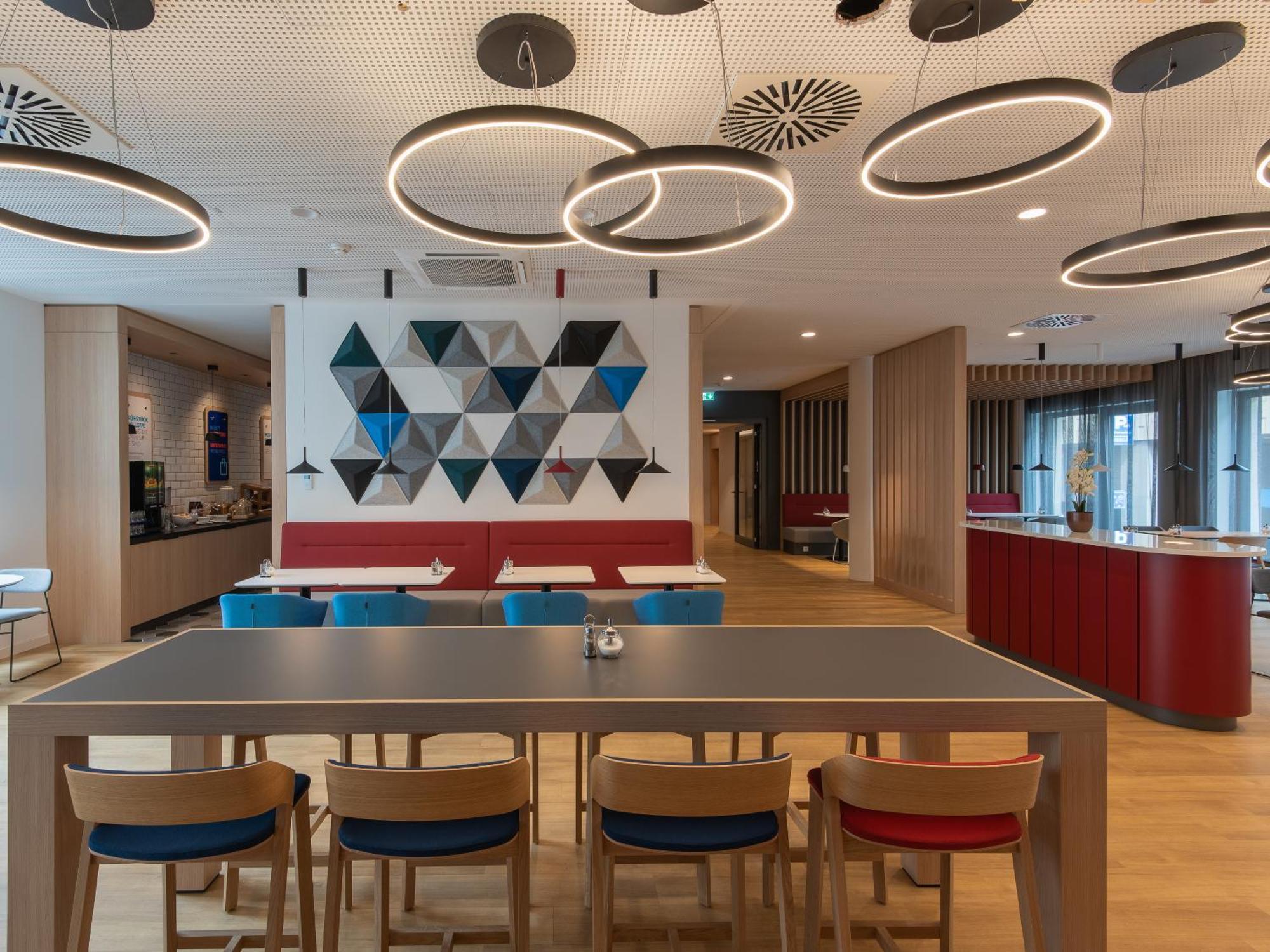 Holiday Inn Express Heilbronn By Ihg Eksteriør bilde